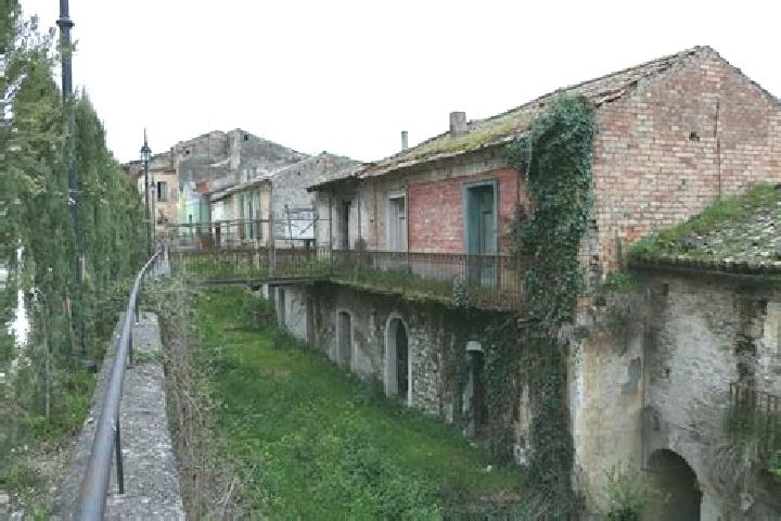 Escorts Apice Vecchio, Italy — Local Companions