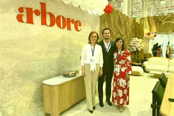 Escorts Arbore, Romania — Local Companions