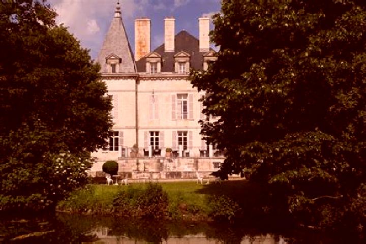 Escorts Arc-en-Barrois, France — Local Companions