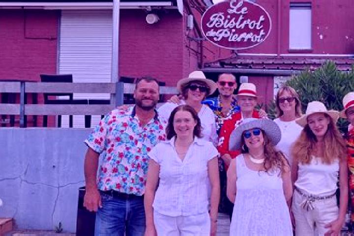 Escorts Arleux, France — Local Companions