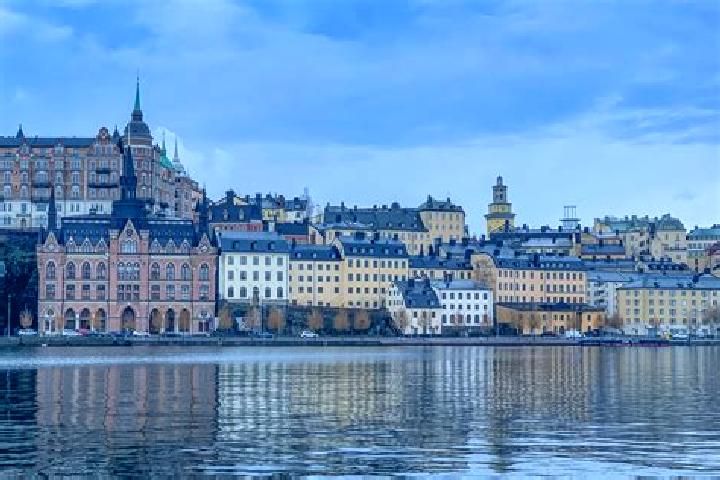 Escorts Arnoe, Sweden — Local Companions
