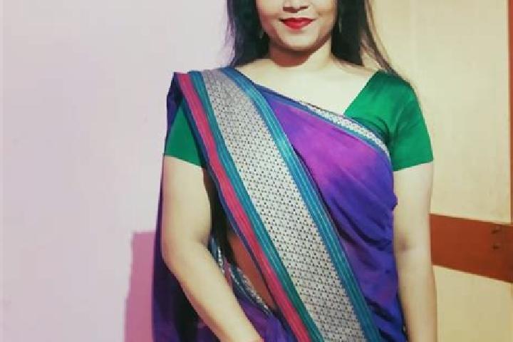 Escorts Arumbanur, India — Local Companions
