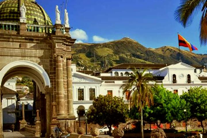 Escorts Ascazubi, Ecuador — Local Companions
