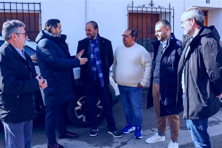 Escorts Atalaya del Canavate, Spain — Local Companions