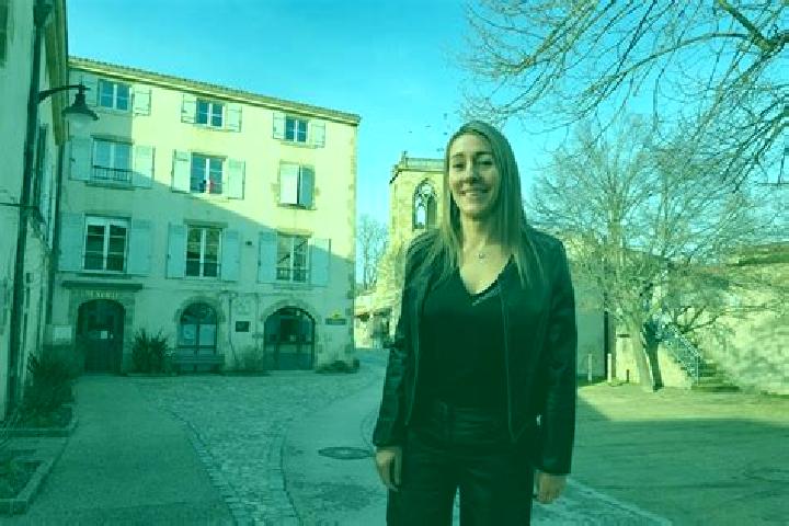 Escorts Authezat, France — Local Companions