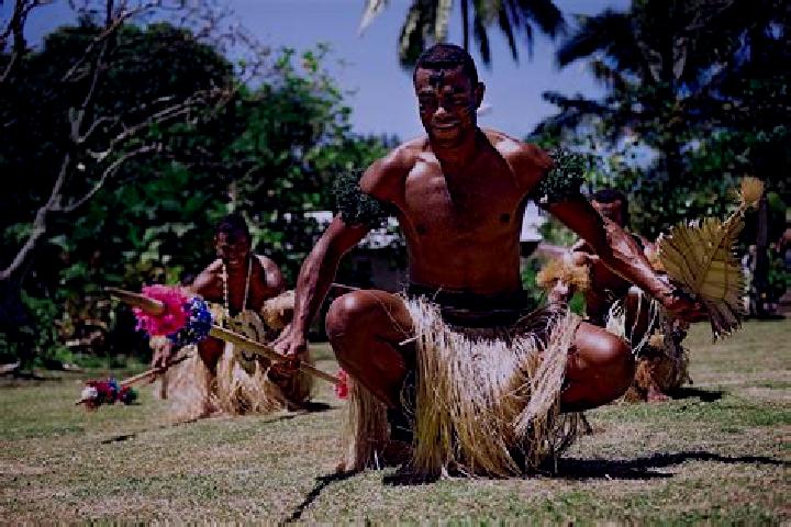 Escorts Avatoru, French Polynesia — Local Companions
