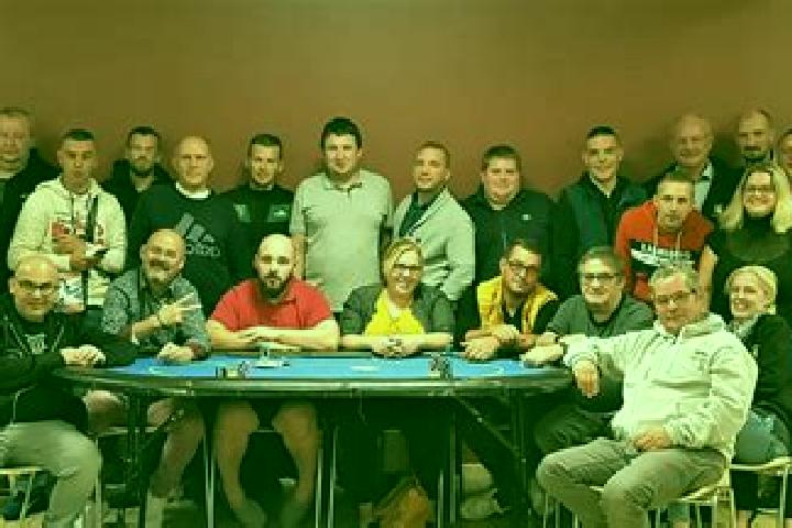 Escorts Avrechy, France — Local Companions