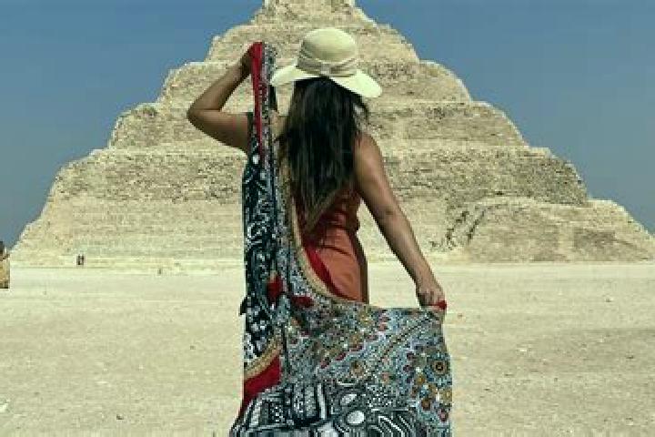 Escorts Awlad Saqr, Egypt — Local Companions