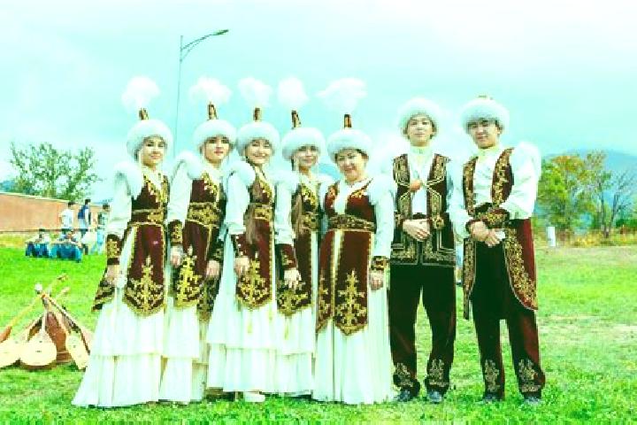 Escorts Ayat, Kazakhstan — Local Companions