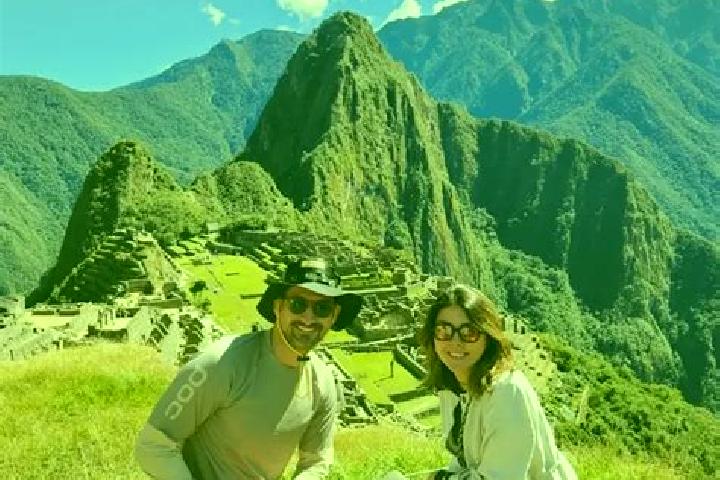 Escorts Ayaviri, Peru — Local Companions