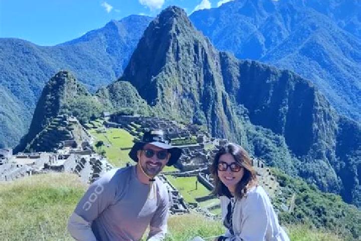 Escorts Ayna, Peru — Local Companions
