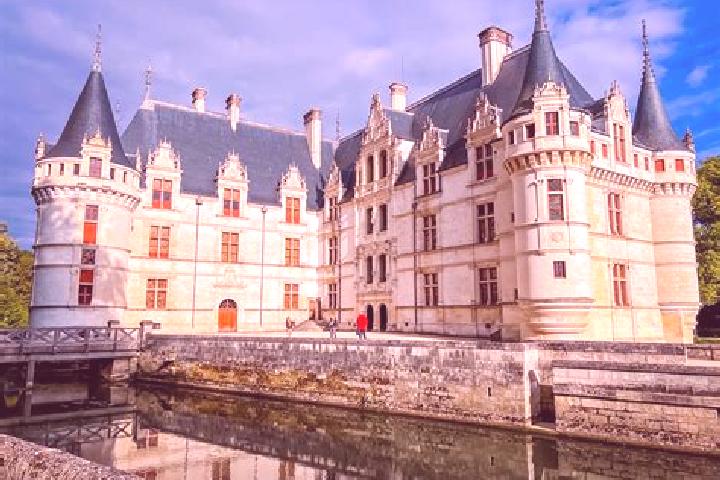 Escorts Azay-le-Rideau, France — Local Companions