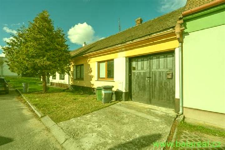 Escorts Babice u Rosic, Czech Republic — Local Companions
