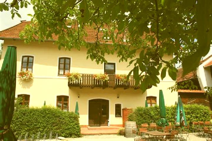 Escorts Bad Birnbach, Germany — Local Companions