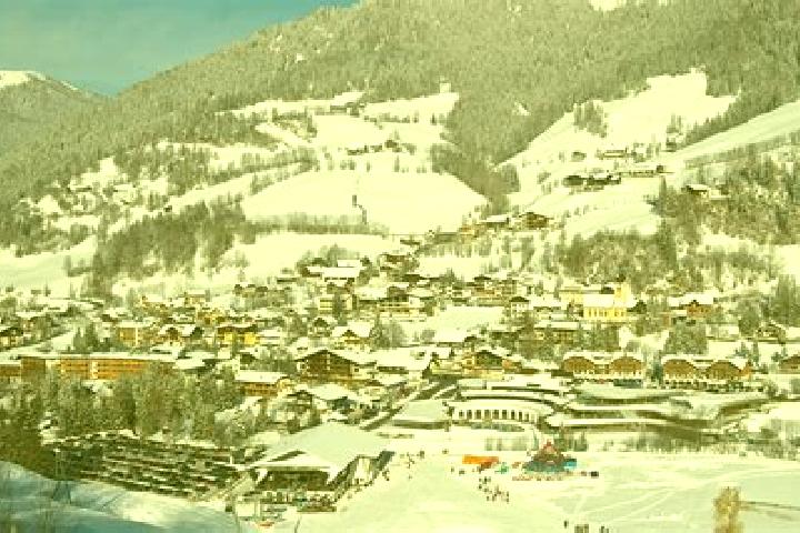 Escorts Bad Kleinkirchheim, Austria — Local Companions