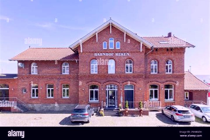 Escorts Bahnhof Reken, Germany — Local Companions