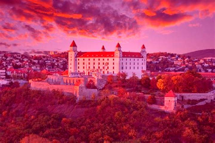 Escorts Bahon, Slovakia — Local Companions