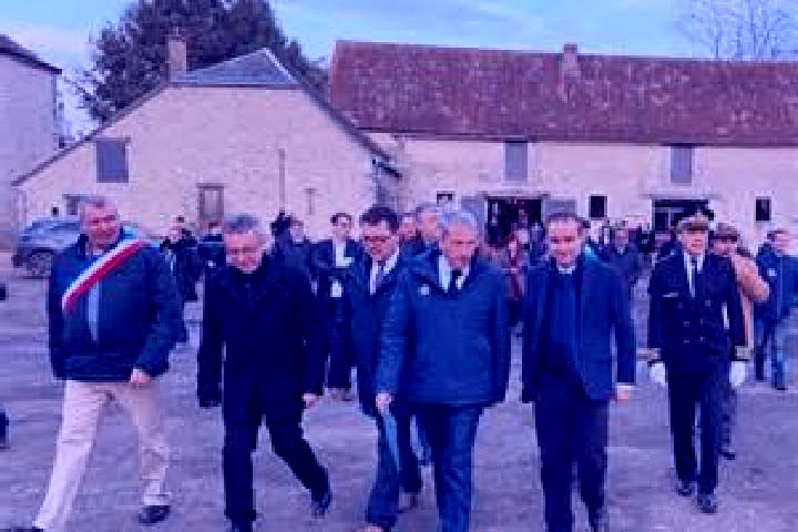 Escorts Baigneaux, France — Local Companions