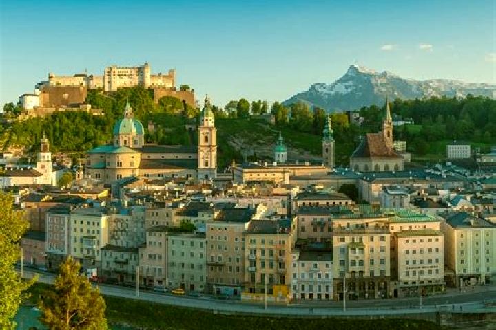 Escorts Baldramsdorf, Austria — Local Companions