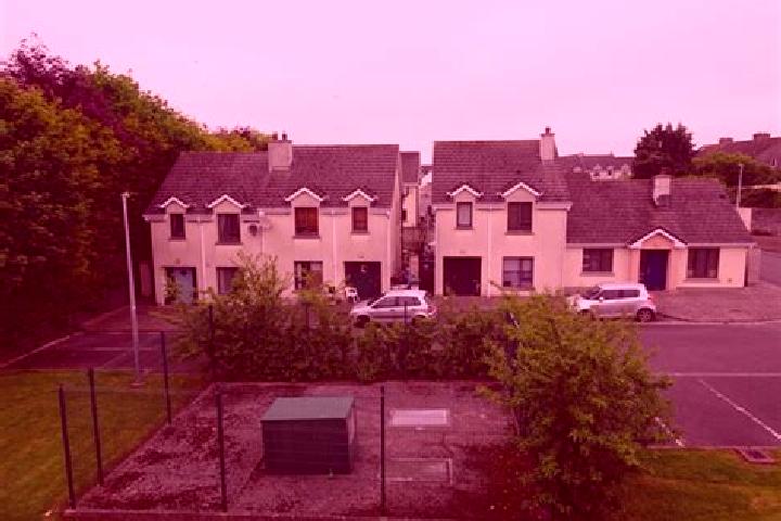 Escorts Ballyragget, Ireland — Local Companions