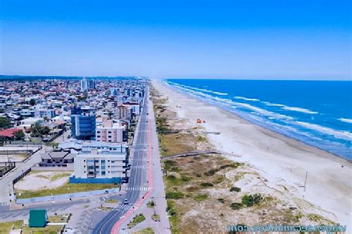 Escorts Balneario Rincao, Brazil — Local Companions