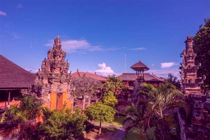 Escorts Banjar Dangin Pangkung, Indonesia — Local Companions
