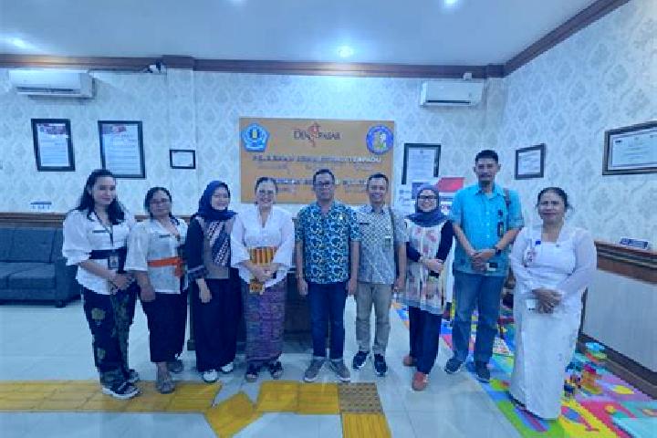 Escorts Banjar Dujung Kaja, Indonesia — Local Companions