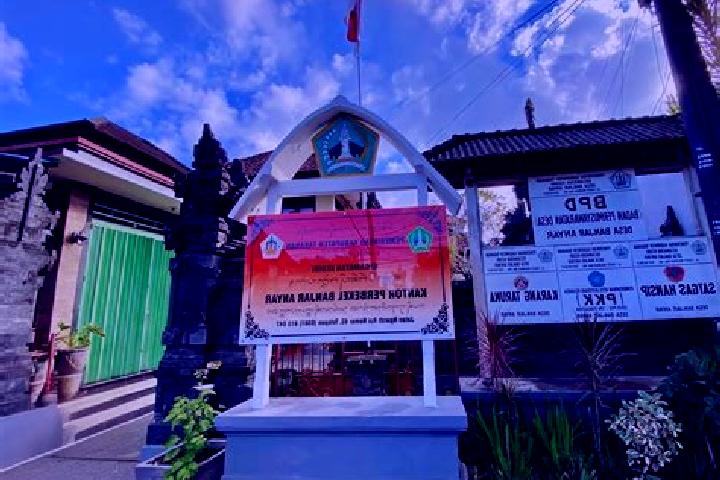 Escorts Banjar Tangkup Anyar, Indonesia — Local Companions