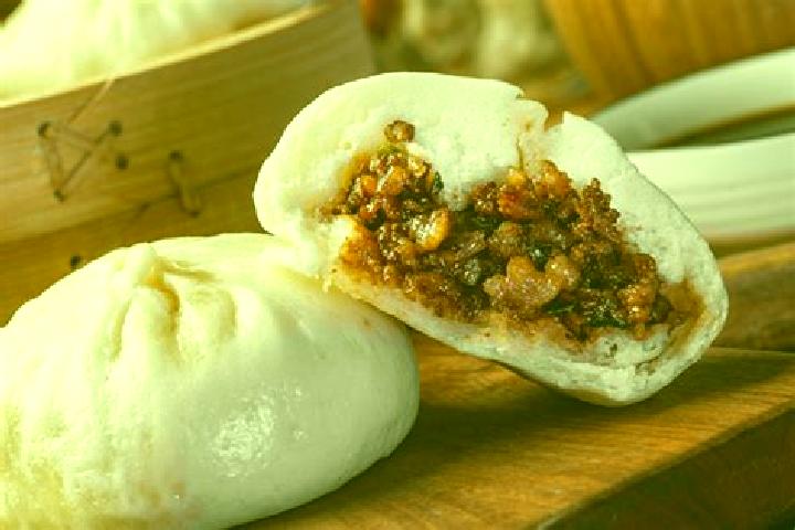 Escorts Baozi, China — Local Companions