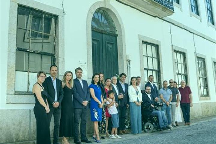 Escorts Barrosas, Portugal — Local Companions