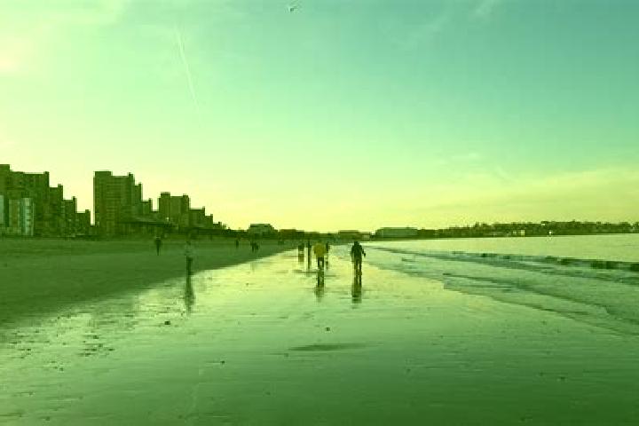 Escorts Beach, United States — Local Companions