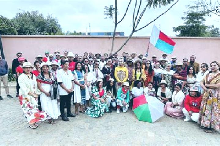 Escorts Bealanana, Madagascar — Local Companions