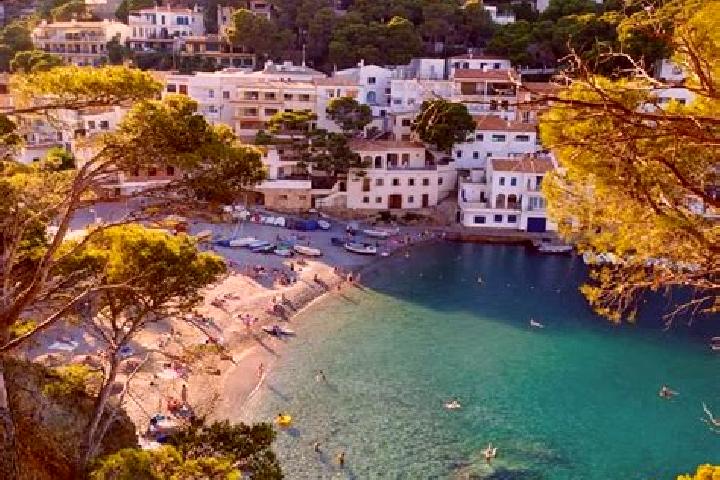Escorts Begur, Spain — Local Companions