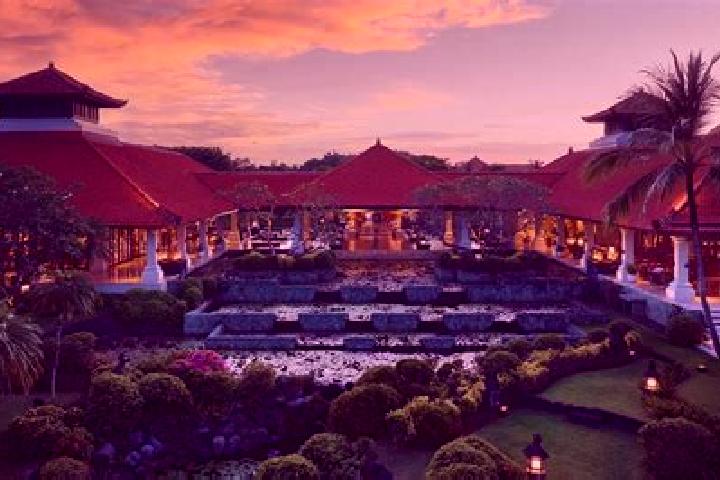Escorts Bejubang Dua, Indonesia — Local Companions