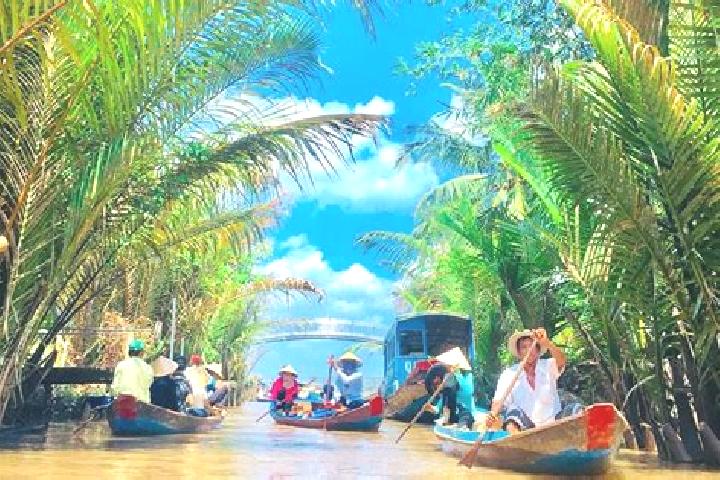 Escorts Ben Tre, Vietnam — Local Companions