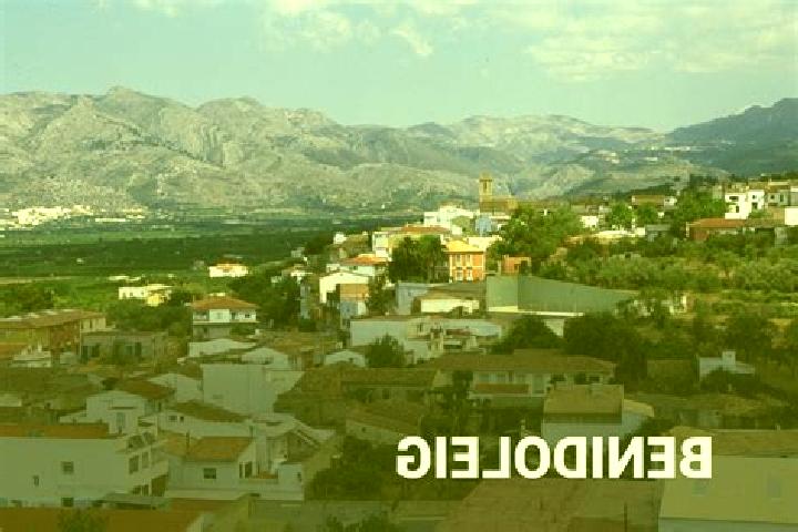 Escorts Benidoleig, Spain — Local Companions
