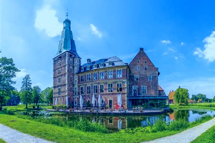 Escorts Bergkamen, Germany — Local Companions