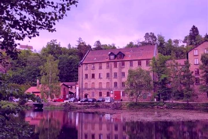 Escorts Bergwitz, Germany — Local Companions
