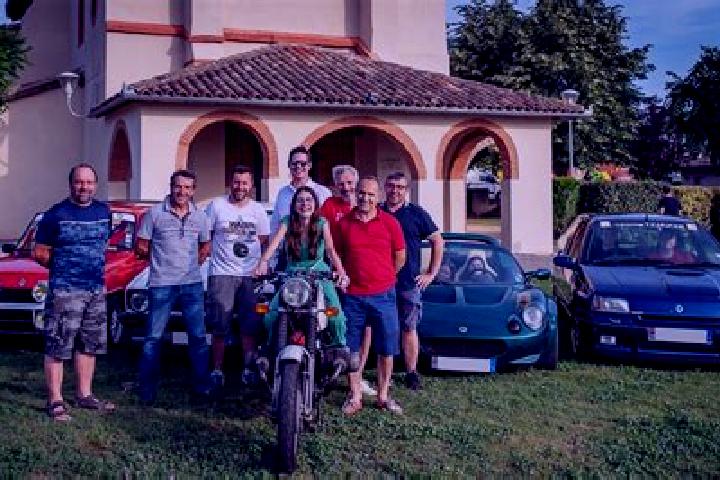 Escorts Bessens, France — Local Companions