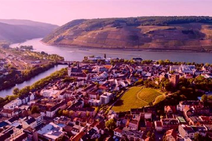 Escorts Bingen am Rhein, Germany — Local Companions