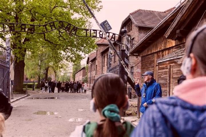 Escorts Birkenau, Germany — Local Companions