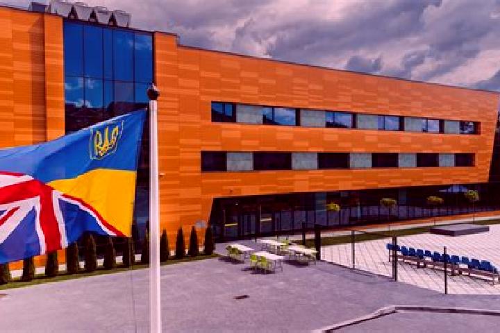 Escorts Blachownia, Poland — Local Companions