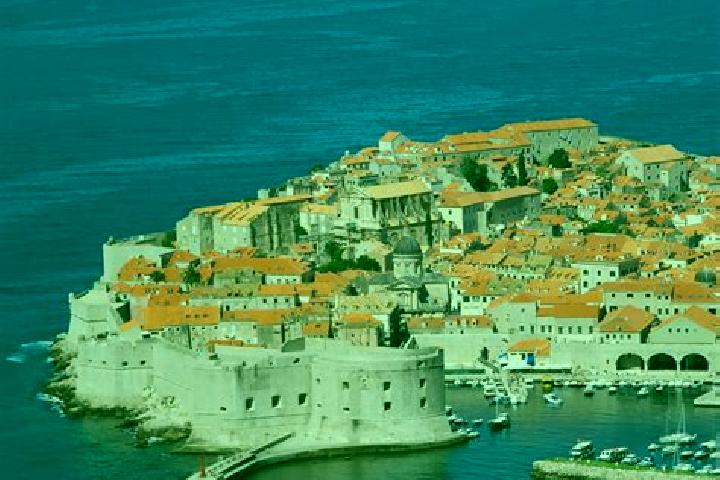Escorts Bobota, Croatia — Local Companions