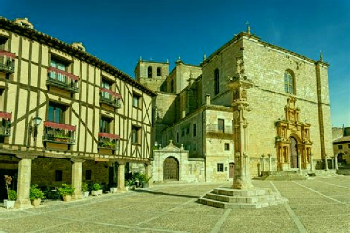 Escorts Bocos de Duero, Spain — Local Companions