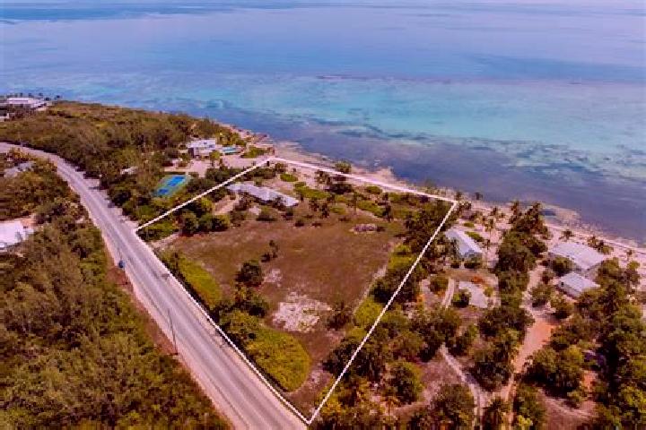 Escorts Bodden Town, Cayman Islands — Local Companions
