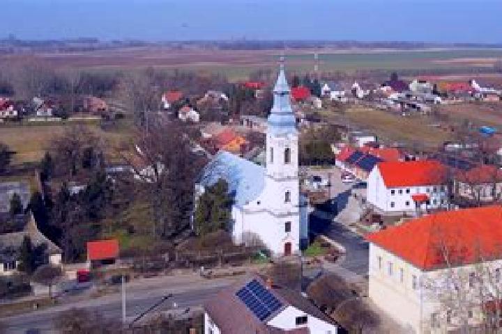 Escorts Bogyiszlo, Hungary — Local Companions