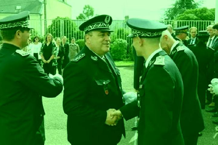 Escorts Bollezeele, France — Local Companions