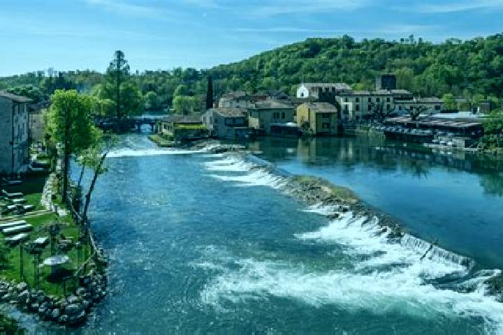 Escorts Borghetto d Arroscia, Italy — Local Companions