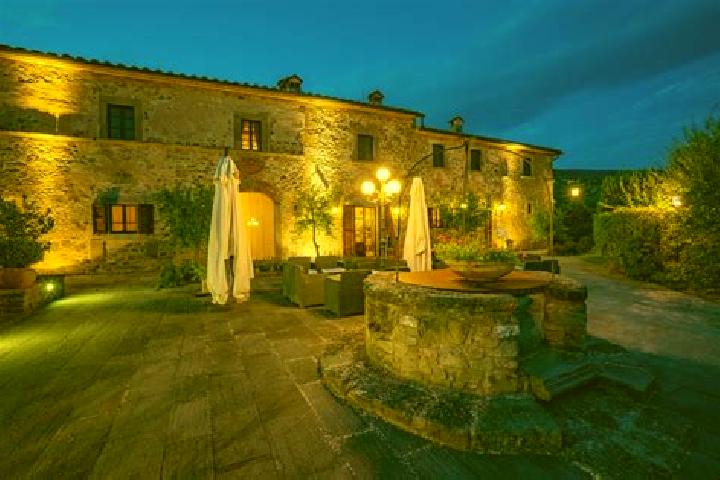 Escorts Borgo San Pietro, Italy — Local Companions