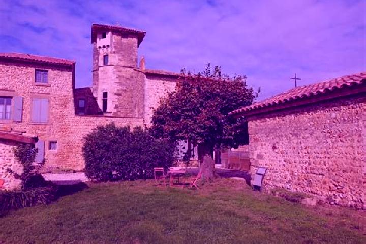 Escorts Bourg-les-Valence, France — Local Companions
